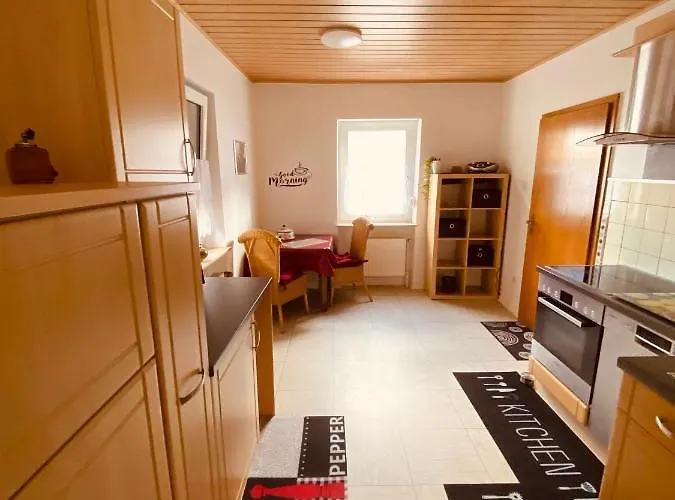 Gartenblick In Semesterbostad